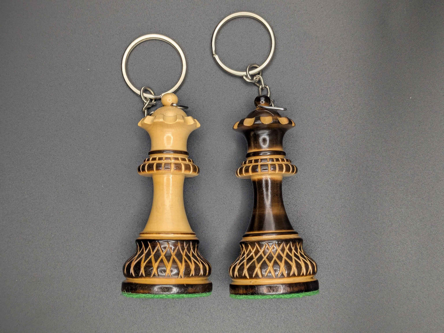 チェス　キーホルダー　クイーン　焼き印付き