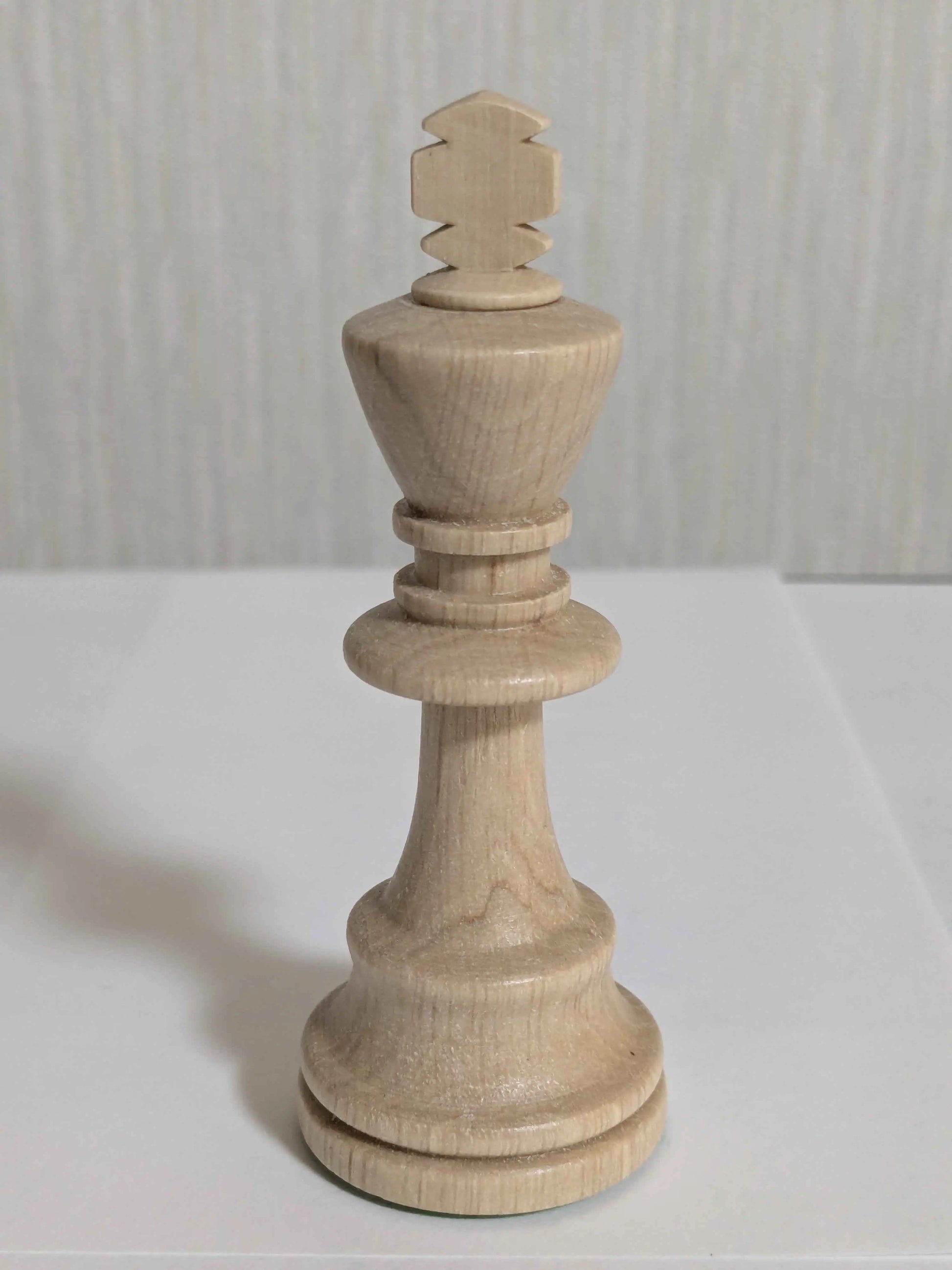 WEGIEL　Staunton　(スタントン)　No.6　キング